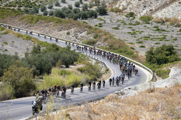 Vuelta a Espana: Chaves wygrał VI etap i znowu jest liderem