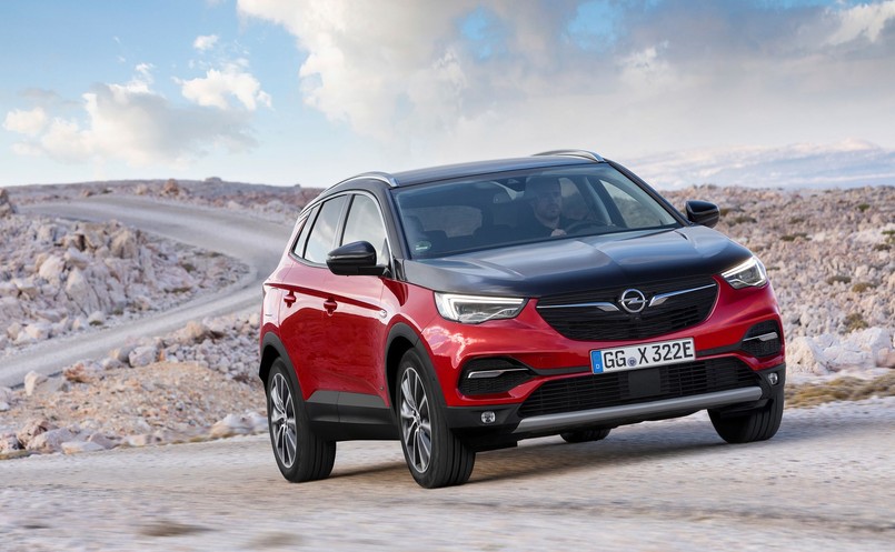 Opel Grandland X Hybrid4