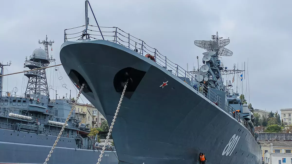 Rosyjskie okręty w sewastopolskiej bazie