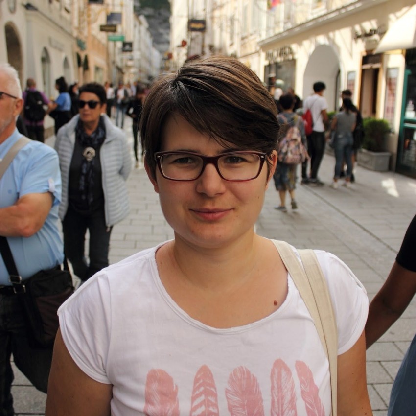 Iva Dasović seizmolog