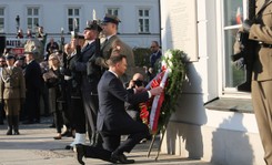 Kancelaria Prezydenta oczekuje zaangażowania prezydent Warszawy ws. pomników na Krakowskim Przedmieściu