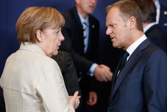 Tusk skrytykował Merkel. Nie za późno? 'Polityka wilkommen jest miła, ale musimy odzyskać kontrolę'