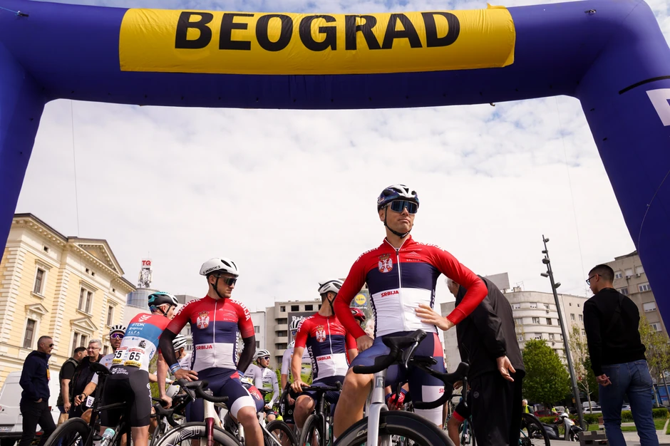 Sa Savskog trga startovala biciklistička trka Beograd-Banjaluka