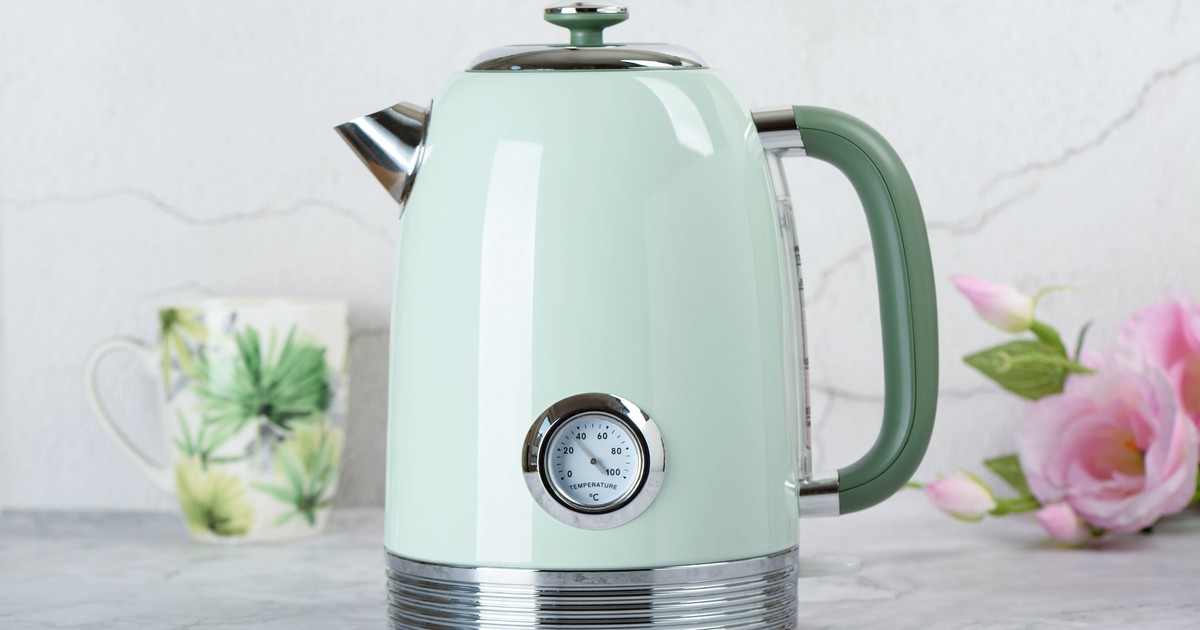 Czajniki w stylu retro. Te modele ozdobią waszą kuchnię