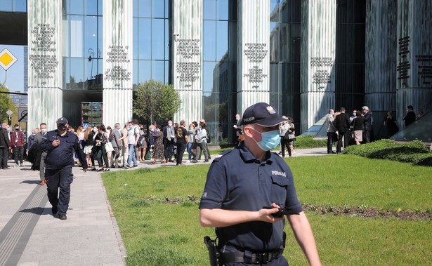 Ewakuacja pracowników Sądu Najwyższego