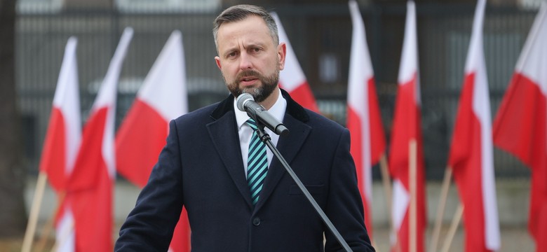 Szef MON apeluje: Musimy dziś obronić Polskę przed imperium zła, które się odradza