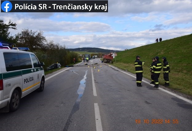 Pri dopravnej nehode v P. Bystrici vyhasol mladý život.