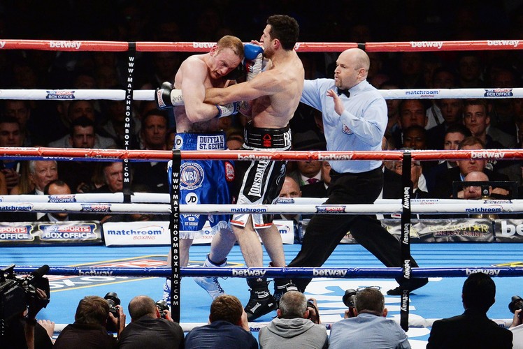 Carl Froch obronił pasy WBA i IBF wagi super średniej