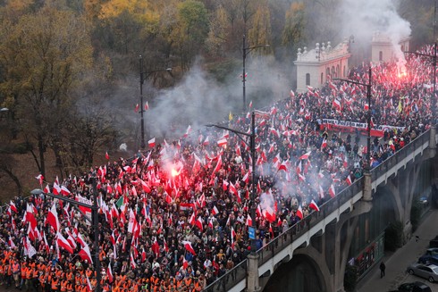 Czoło Marszu dochodzi już do Stadionu Narodowego