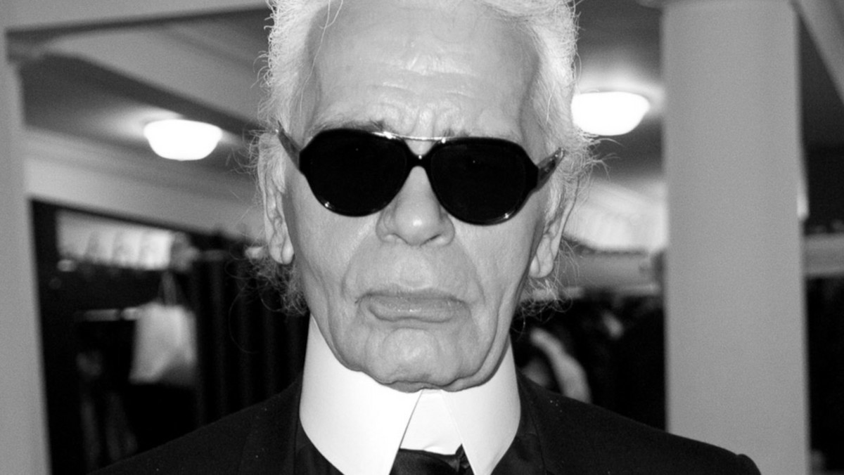 Karl Lagerfeld nie żyje. Znamy przyczyny śmierci. Na co zmarł kreator mody?