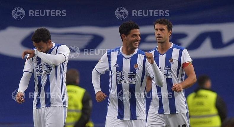 Football Soccer - Real Sociedad v Atletico Madrid - Spanish Liga Santander - Anoeta, San Sebastian, Spain - 05/11/2016  Real Sociedad's Carlos Vela reacts after scoring. REUTERS/Vincent West