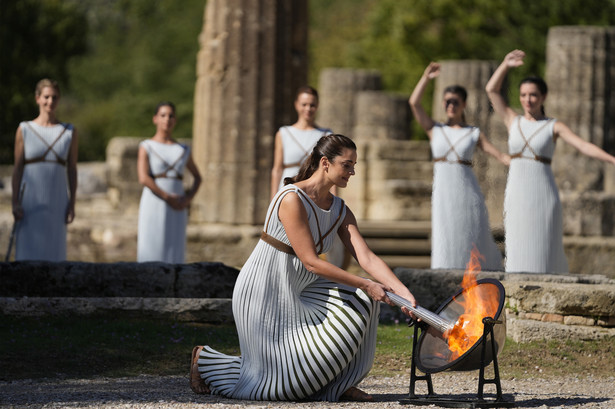 W starożytnej Olimpii zapłonął ogień olimpijski