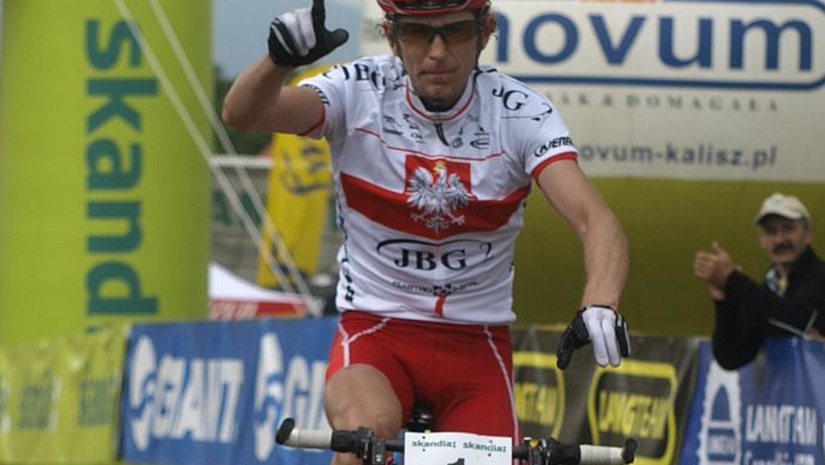 Zwycięstwem Marka Galińskiego (JBG-2 Professional MTB Team) zakończyły się drugie w tym sezonie zawody Lang Team Grand Prix MTB w Bielawie. Najlepszy polski kolarz górski w historii objął prowadzenie w klasyfikacji generalnej cyklu i wrócił do walki o dziesiąty triumf w karierze.