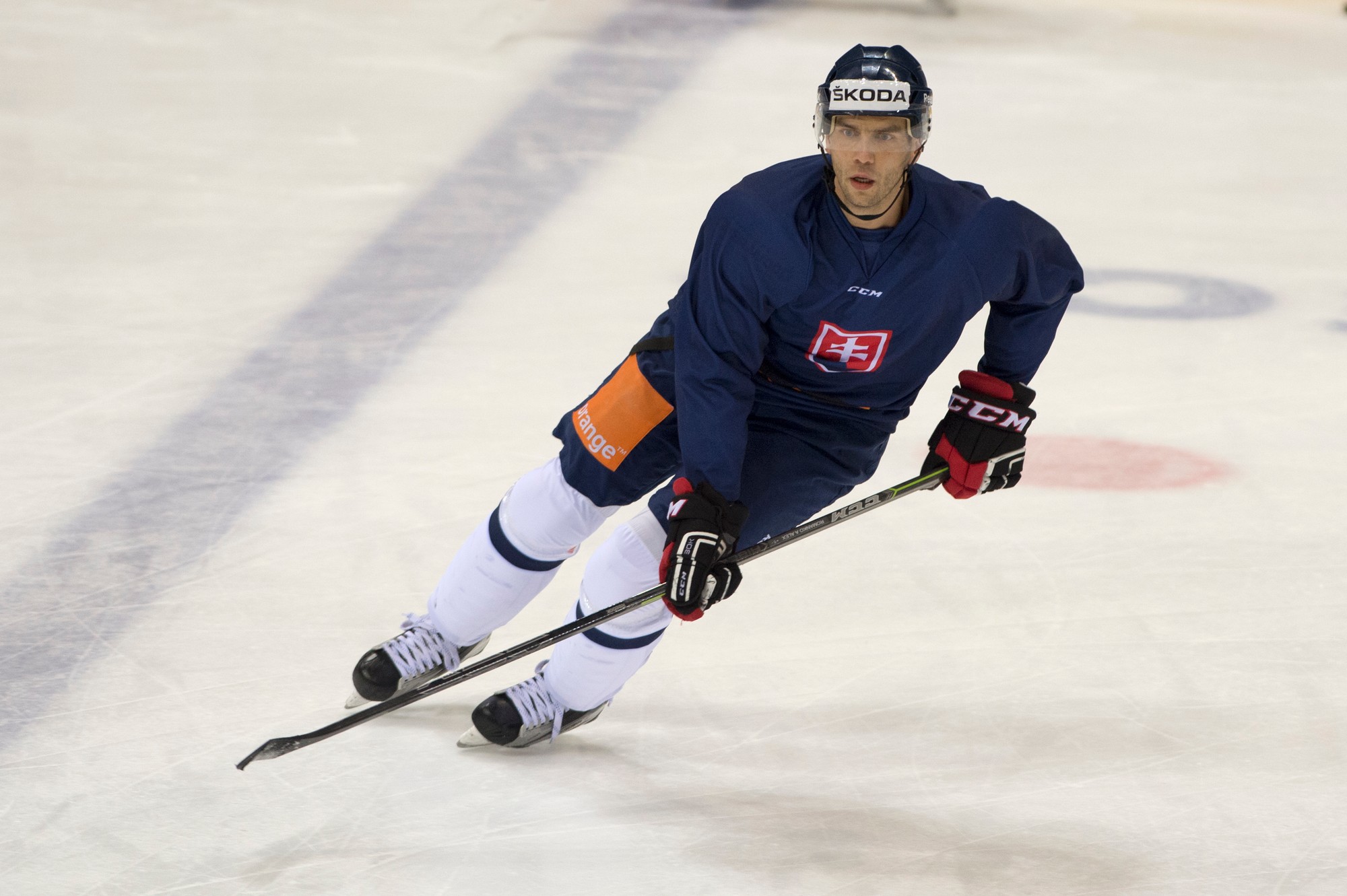 Slovenský hokejista Roman Kukumberg starší.