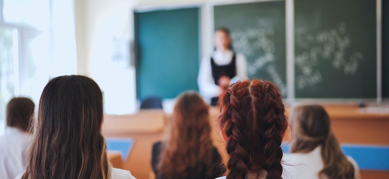 ZUS: Spada liczba nauczycieli korzystających ze świadczeń kompensacyjnych