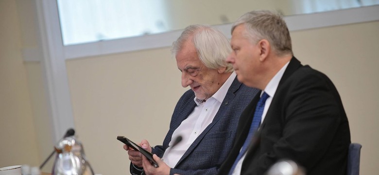 Od uchodźców do polexitu. Niech Terlecki, Kowalski i Suski pojadą do rolników [FELIETON]