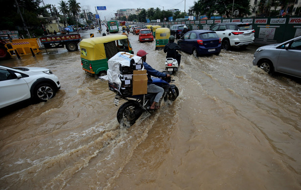 Ulewne deszcze w Indiach. Są ofiary śmiertelne i wielu zaginionych