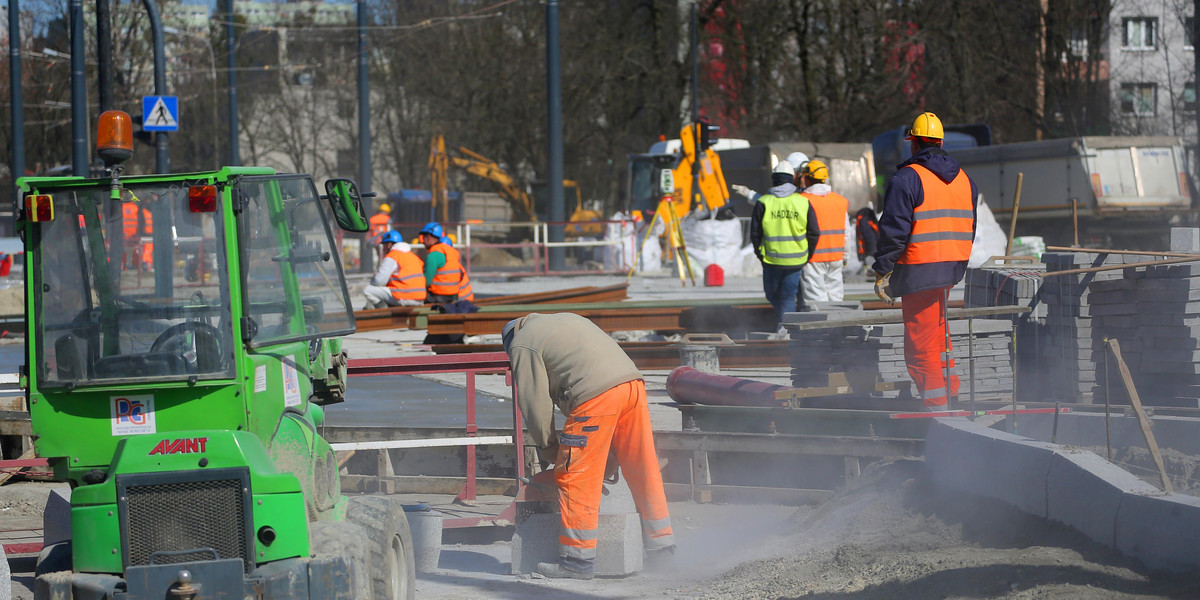 Remont na skrzyżowaniu Rydza Śmigłego i Dąbrowskiego 