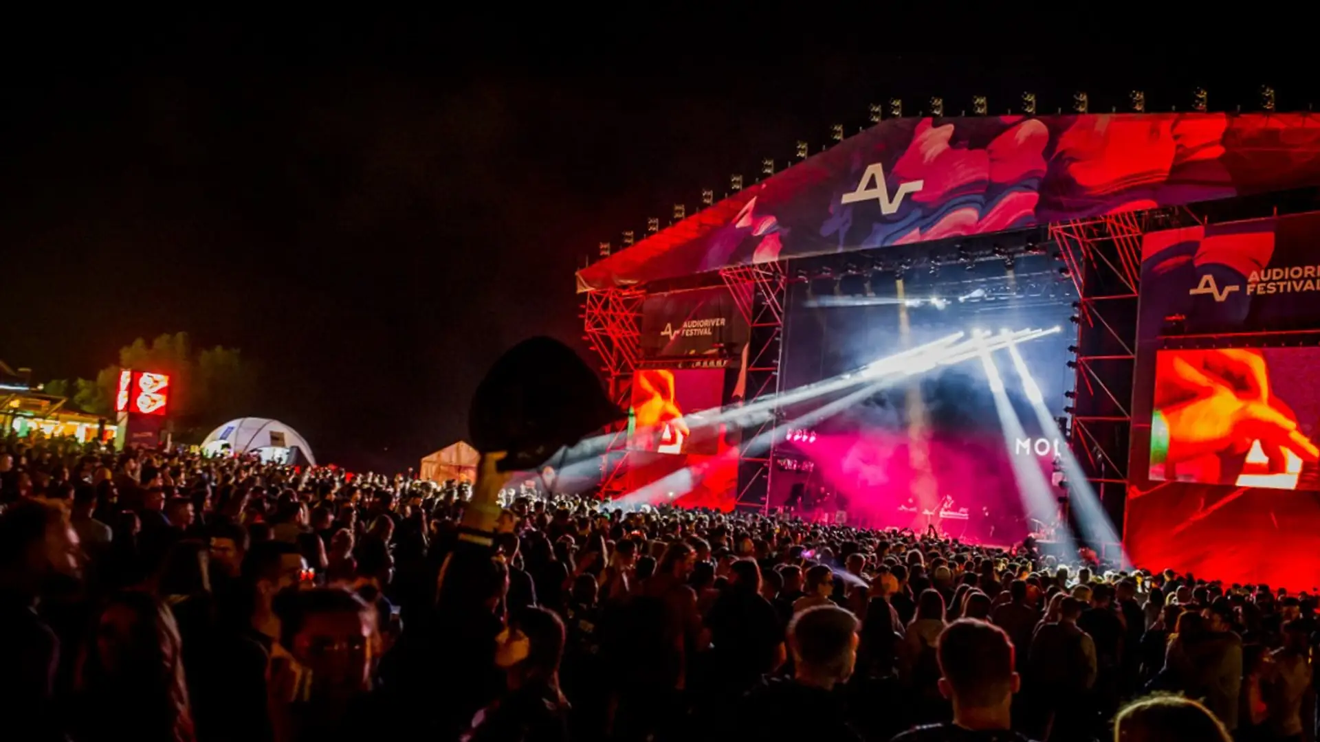 Świetny Circus, burza na secie Jona Hopkinsa i niezastąpiony Lazarus w parku. Byliśmy na Audioriver