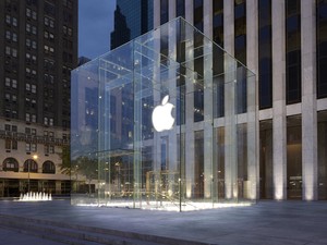 Az Apple új üzlete Dubajban lenyűgöző vizuális élmény