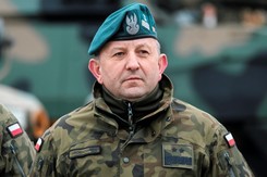 Gen. Gromadziński odwołany. Wojskowy wydał oświadczenie