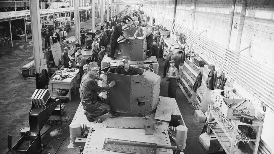 Produkcja czołgów w fabryce w Berwick w Pennsylwanii. USA, kwiecień 1941 r. 