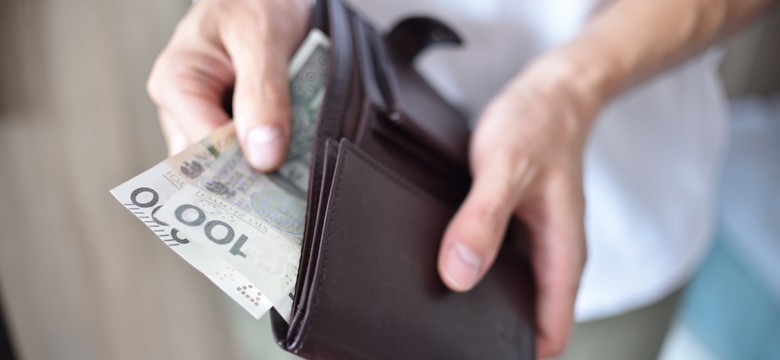 Nauczyciele nie dostaną następnej pensji. W budżecie gminy zabrakło pieniędzy