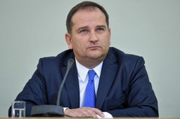 Arabski: Nie pamiętam, czy przekazałem Tuskowi notatkę od szefa ABW