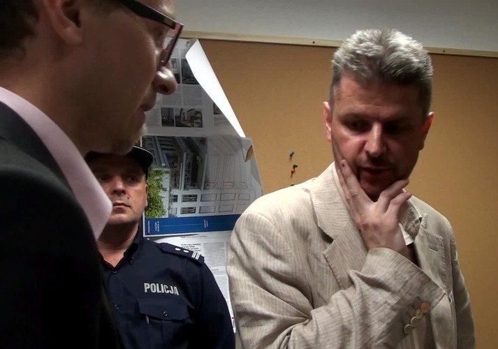 Prokurator Józef Gacek na kadrze z nagrania udostępnionego przez Prokuraturę Okręgową Warszawa-Praga