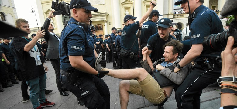Obywatele RP zapowiadają kolejny protest. "Bezwzględny zakaz stosowania jakiejkolwiek formy przemocy"