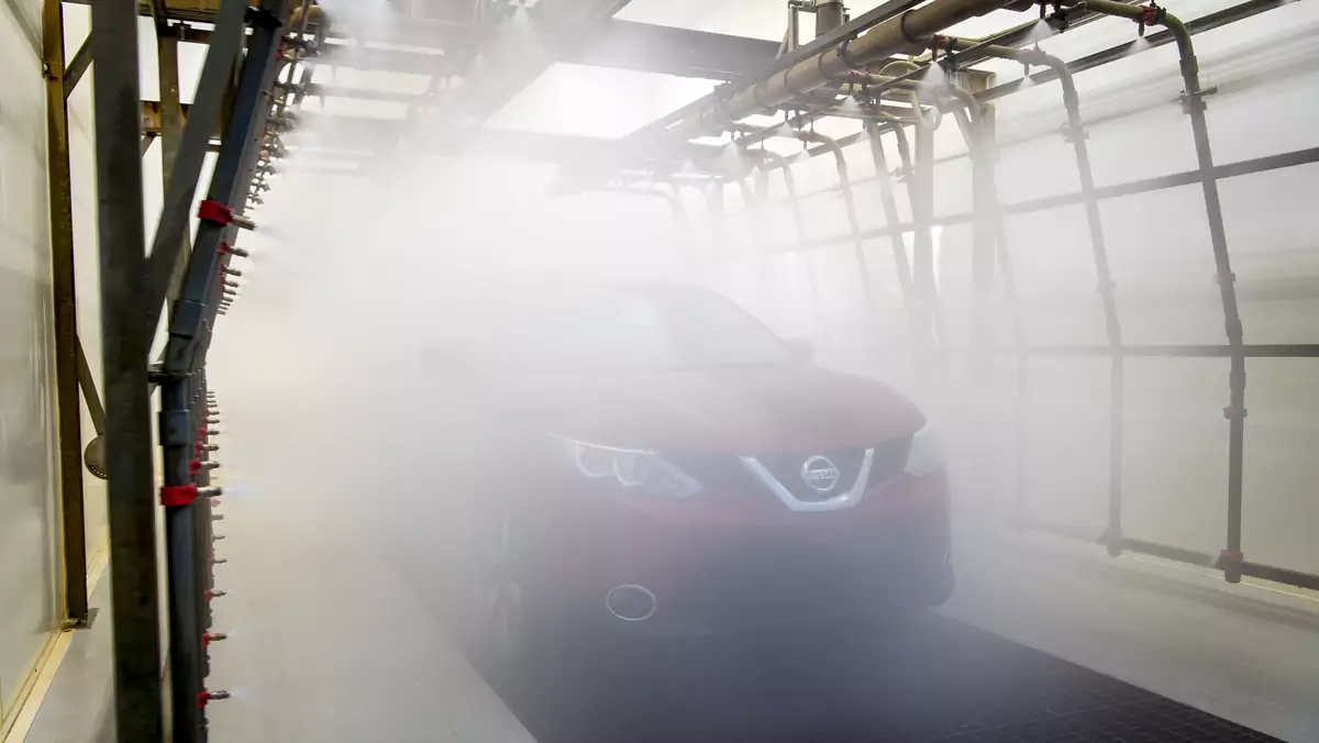 Nissan - test wodoszczelności