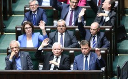 Duża przewaga PiS nad pozostałymi partiami. Oto NAJNOWSZY SONDAŻ