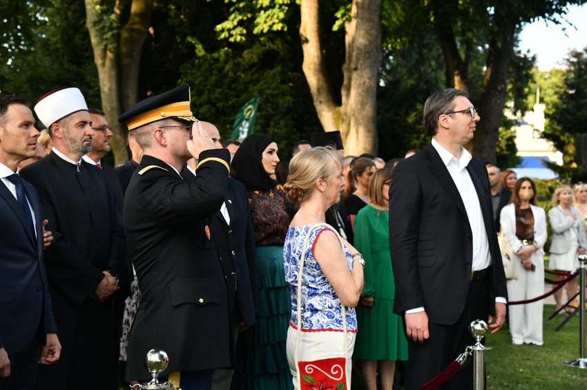 Na jednom mestu su se okupili predstavnici i vlasti i opozicije