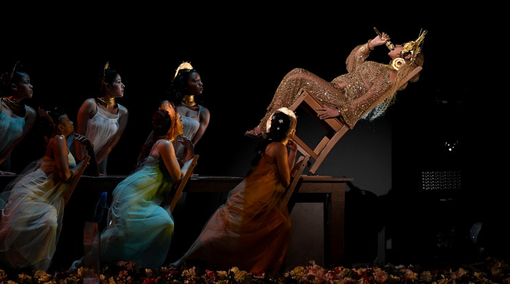 Beyonce terhesen a Grammy-n / Fotó: Europress Getty images