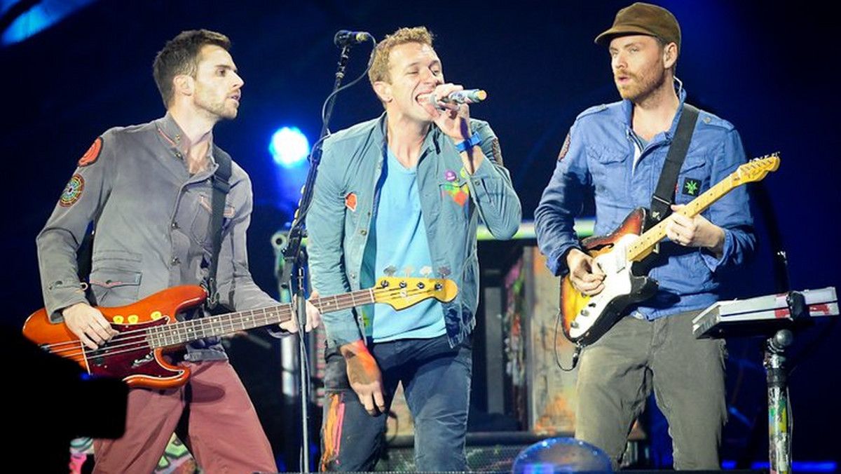 Brytyjska grupa Coldplay opublikowała swój nowy teledysk. Został on zrealizowany do piosenki "A Head Full of Dreams", znajdującej się na albumie zespołu o takim samym tytule.
