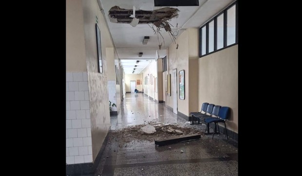 Obrušio se deo plafona OŠ "Veselin Masleša" u Beogradu