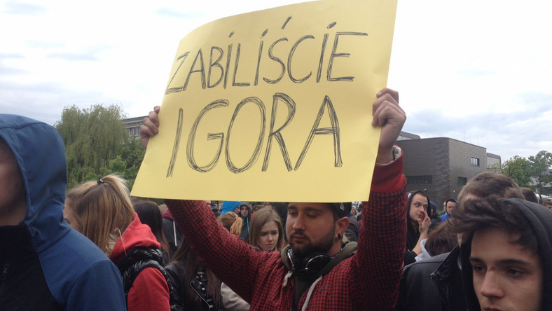 Już w najbliższy poniedziałek we Wrocławiu odbędzie się protest przeciwko brutalności działań policji. W zgromadzeniu, które z placu Solnego przejdzie ulicami miasta pod komisariat przy ul. Trzemeskiej, gdzie 15 maja zmarł 25-letni Igor, może uczestniczyć nawet 10 tysięcy osób.