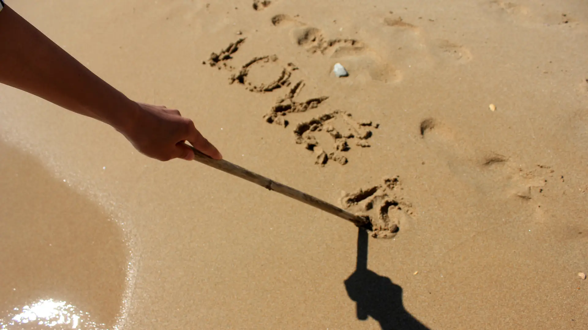 7 sposobów, jak NIE PODRYWAĆ dziewczyny na plaży