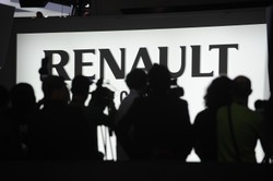 Renault wznowił produkcję aut w Moskwie. Decyzja ma poparcie francuskiego rządu