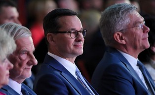 Premier Mateusz Morawiecki Człowiekiem Roku XXIX Forum Ekonomicznego w Krynicy