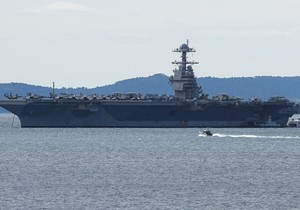 Nosač aviona "Džerald Ford" u Splitu