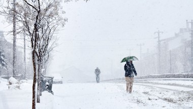 zamiecie śnieżne i silny wiatr. imgw wydaje kolejne alerty