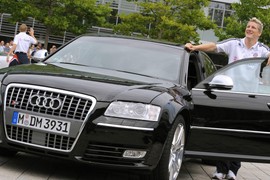 Srbi su ovog NEMCA SVOJATALI KAO ROD NAJROĐENIJI, oženio najlepšu Srpkinju i to mu nisu zamerili, i Grobari ga obožavali, a onda je RAZOČARAO KAO NIKO: Od omiljenog zeta do omraženog lika, za tili čas