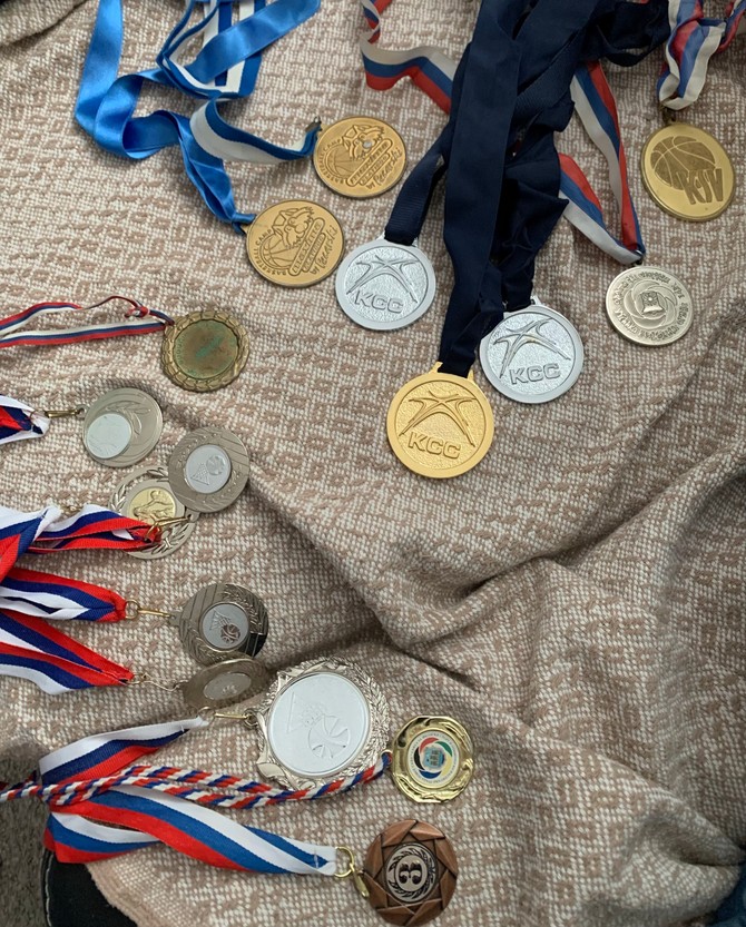 Medalje sa košarke i školskih takmičenja