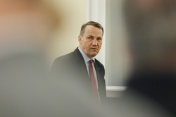 "Zrobimy wszystko, by nie stać się ruską kolonią". Zdecydowane słowa Sikorskiego