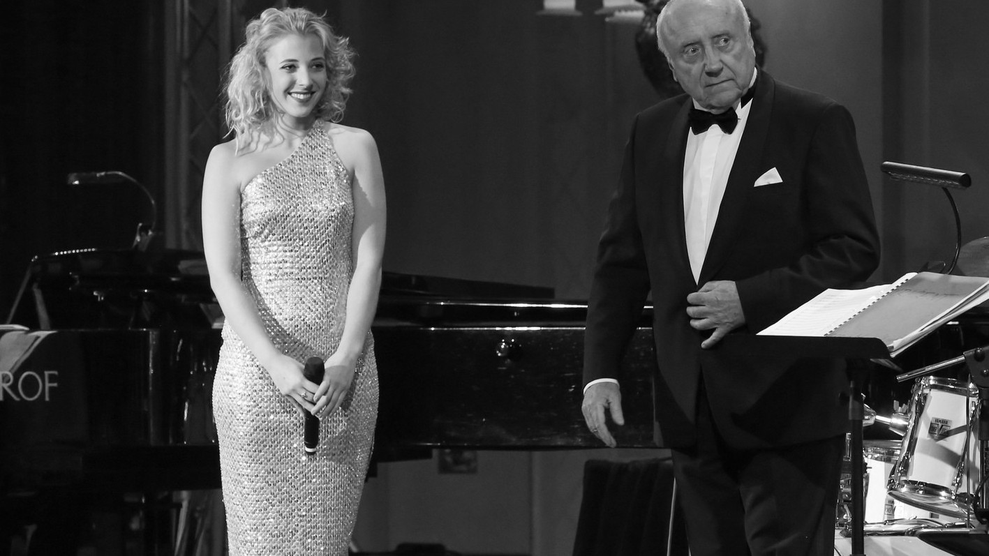 Anička Slováčková podľahla rakovine v apríli 2025 vo veku 29 rokov. Jej priatelia aj blízki a aj otec s mamou na ňu myslia každý deň, i na jej krásny odkaz svetu