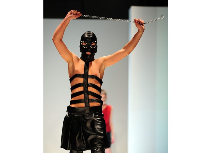 Pokaz kolekcji macedońskiego projektanta Roberta Ivanovskiego