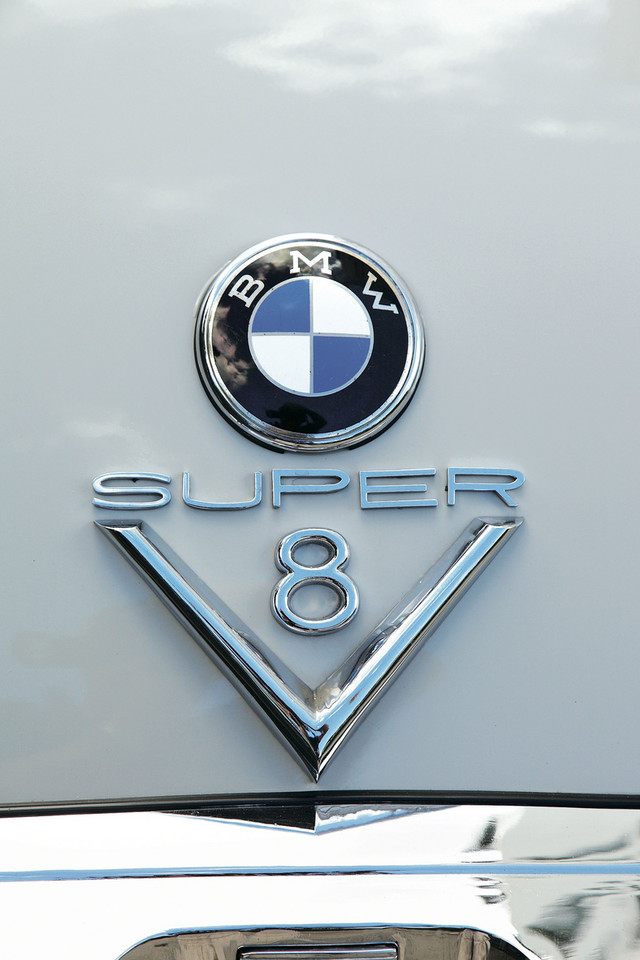 BMW V8 3200 Super - technika nowsza niż stylistyka 
