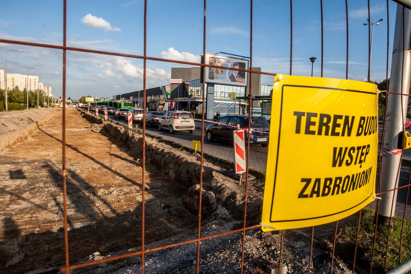 Drogowcy rozkopali Aleje Solidarności