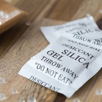 Páramentesítő tasak: ne dobja ki! Ennyi mindenre használható otthon